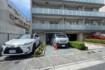 敷地内駐車場（屋外平面式）