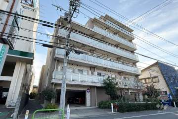 ディアレイシャス東京ノースパレスの外観（北側から）