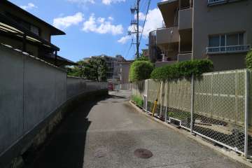 敷地内駐車場（屋内平面式）