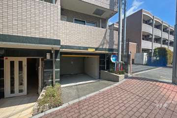 敷地内駐車場（屋内平面式）