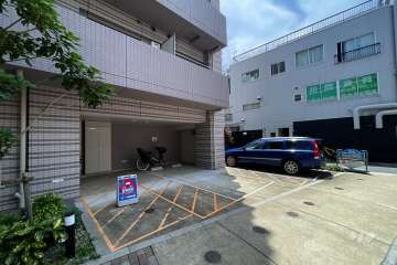 敷地内駐車場（屋外平面式）