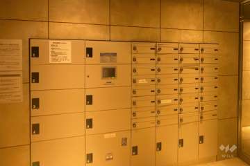 宅配ボックスと共用ポスト