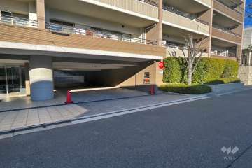 駐車場の出入口