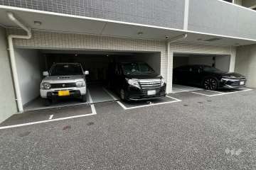 敷地内駐車場（屋内平面式）