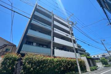 プレシス板橋大山の外観（南東側から）