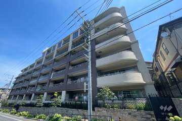 ヴェレーナ東武練馬レジデンスの外観（南側から）