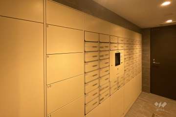 宅配ボックスと共用ポスト