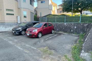 敷地内駐車場（屋外平面式）