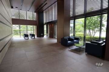 エントランスホール