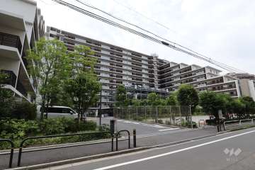 プレミスト志村三丁目の外観（北東側から）