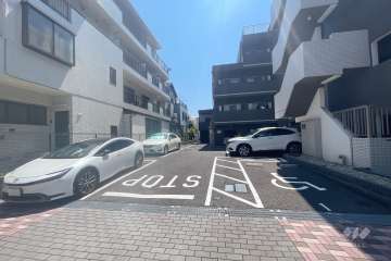 敷地内駐車場（屋外平面式）