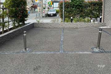 敷地内駐車場（屋外平面式）