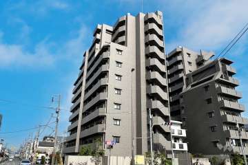 ルーブル板橋東新町壱番館の外観（南西側から）