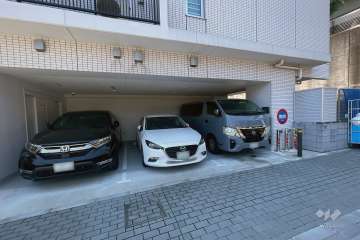 敷地内駐車場（屋外平面式）