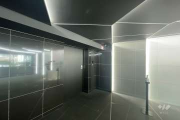 エントランスはオートロック付きです。