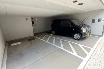敷地内駐車場（屋内平面式）