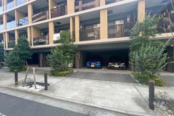 敷地内駐車場（屋内平面式）