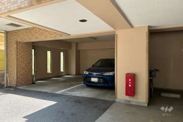 敷地内駐車場（屋内平面式）