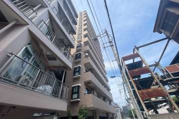 アルファホームズ西巣鴨の外観（南西側から）