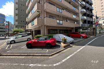 敷地内駐車場（屋外平面式）
