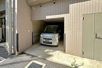 敷地内駐車場（屋外平面式）