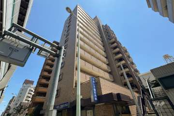 マンションアクロス西巣鴨の外観（西側から）