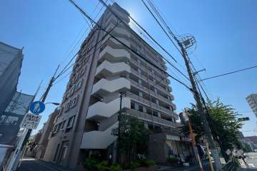 朝日シティパリオ十条の外観（北東側から）