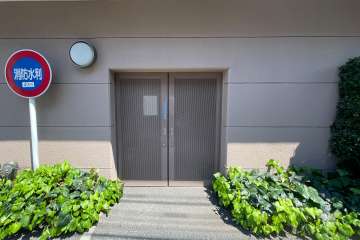 駐輪場の出入口