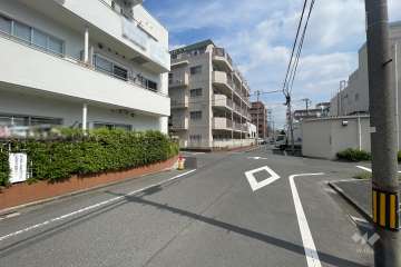 敷地東側の前面道路　