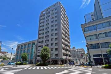 オーベル赤羽プリズムの外観（南西側から）