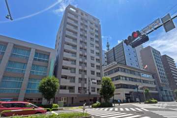 オーベル赤羽プリズムの外観（西側から）