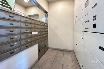 宅配ボックスと共用ポスト