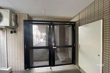 駐輪場の出入り口