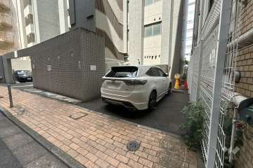 敷地内駐車場（屋外平面式）