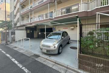 敷地内駐車場（屋外平面式）