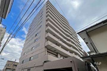 コスモ田端の外観（南西側から）