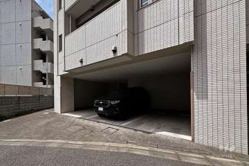 敷地内駐車場（屋内平面式）