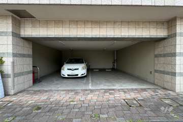 敷地内駐車場（屋内平面式）　