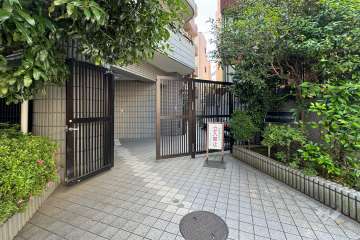 エントランスアプローチ