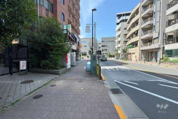 敷地北西側の前面道路　