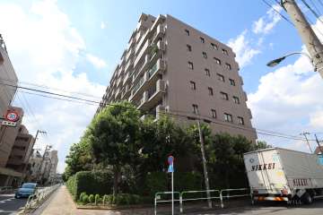 ソルフェスタ赤羽の外観（南西側から）