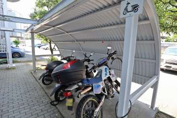 バイク置場