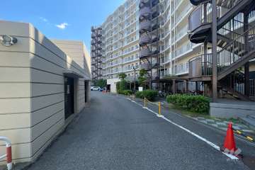 駐車場の出入り口