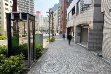 敷地北東側の前面道路
