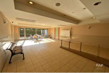 エントランスホール