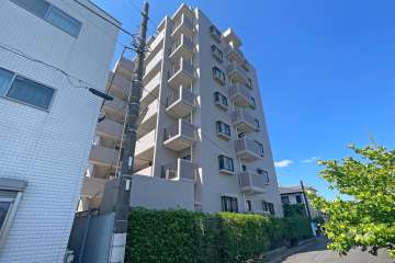 レックスハイム赤羽の外観（北東側から）