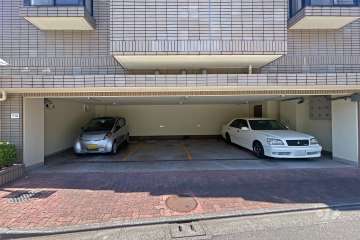 敷地内駐車場（屋内平面式）