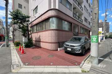 敷地内駐車場（屋外平面式）