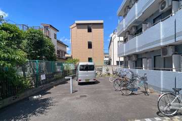敷地内駐車場（屋外平面式）