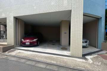 敷地内駐車場（屋内平面式）